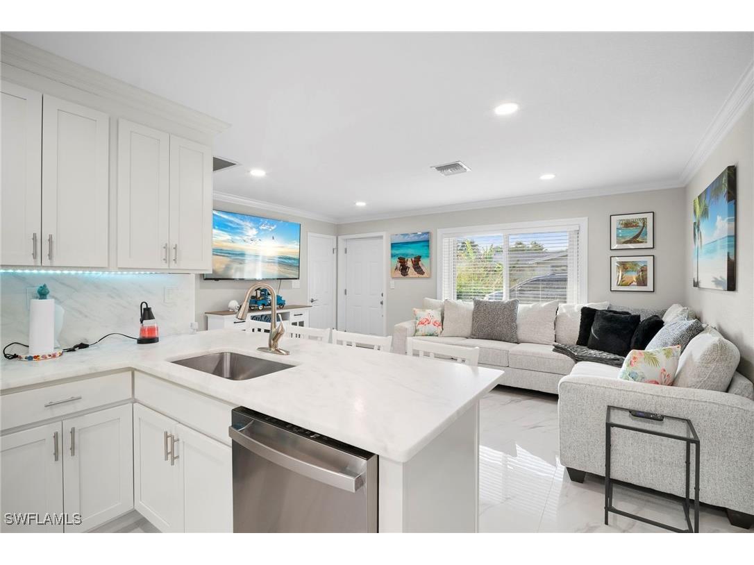 191 Abbey Lane North Fort Myers FL 33917 225083011 image8