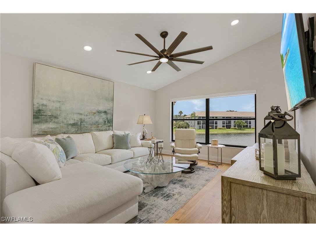 191 Fox Glen Drive #1-191 Naples FL 34104 223045747 image1