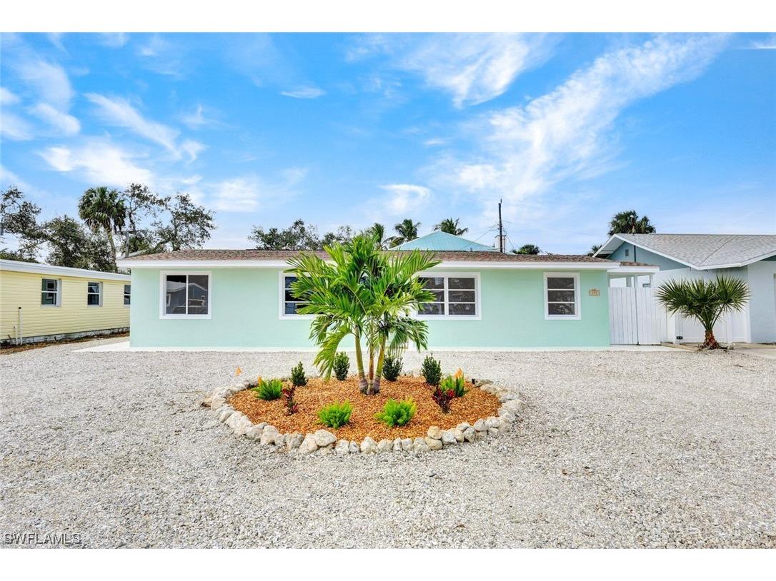 191 Hibiscus Drive Fort Myers Beach FL 33931 223089997 image1