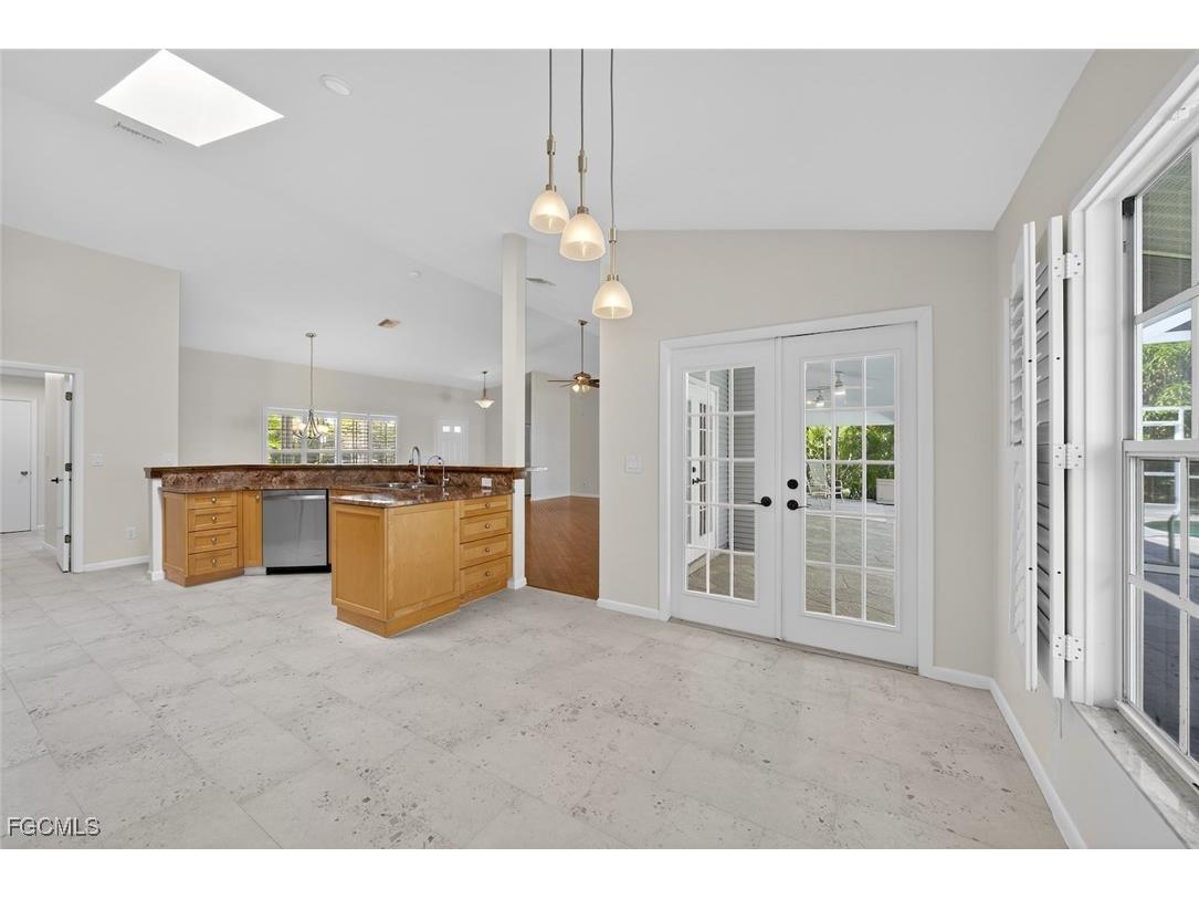 191 Old Tamiami Trail Naples FL 34110 2025003664 image24