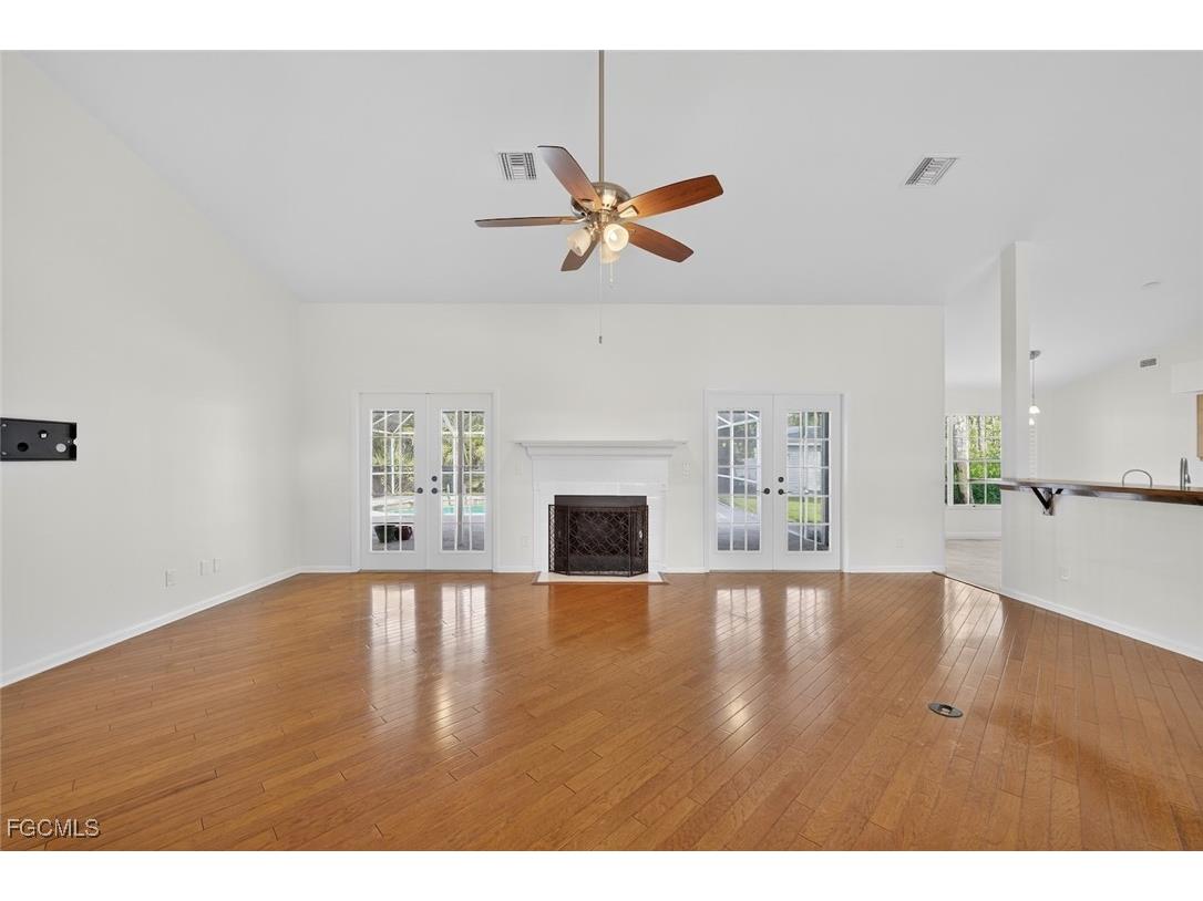 191 Old Tamiami Trail Naples FL 34110 2025003664 image7