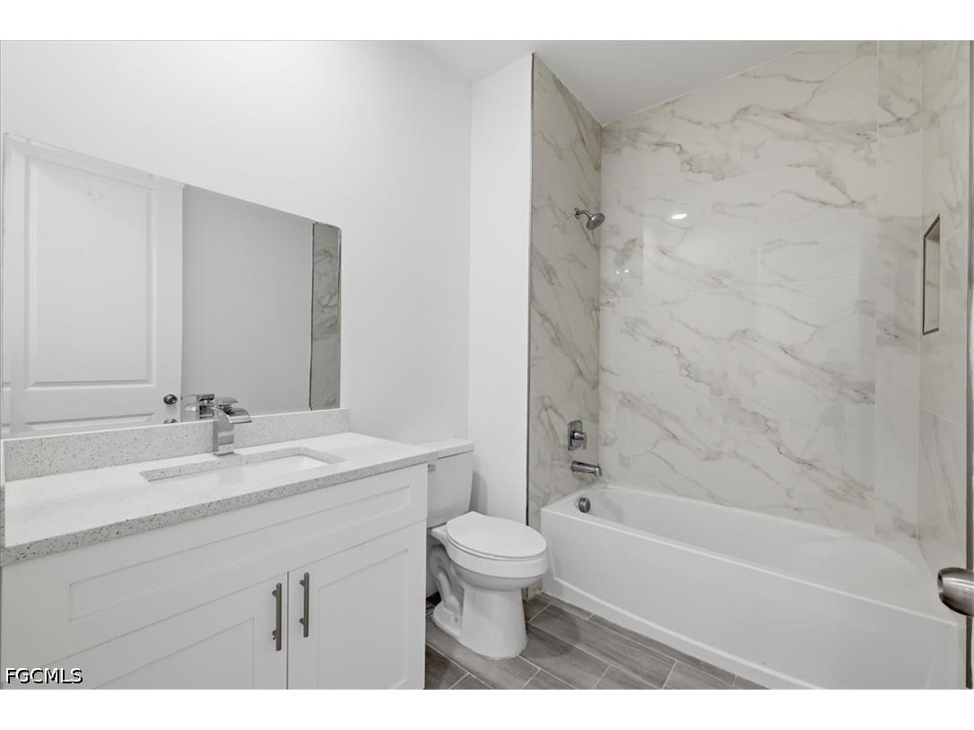 191 Rotonda Boulevard W #3 Rotonda West FL 33131 2026021773 image24