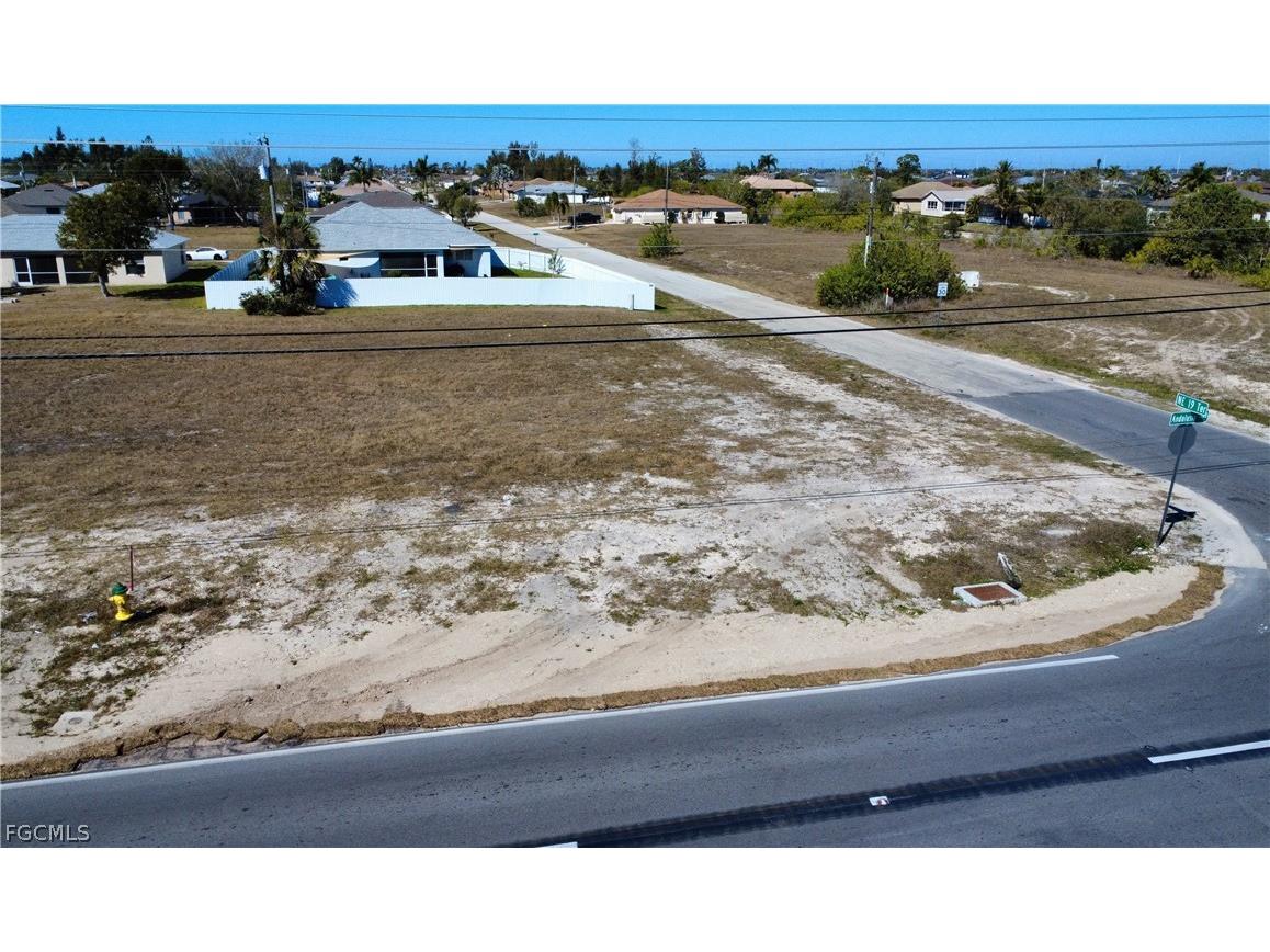 1910 Andalusia Boulevard Cape Coral FL 33909 2026009444 image4