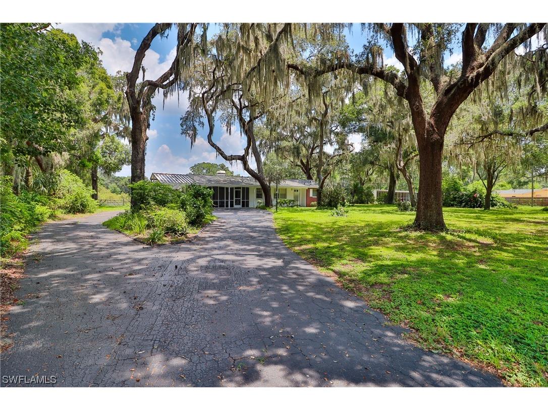 1910 E Wheeler Road Seffner FL 33584 223049545 image1