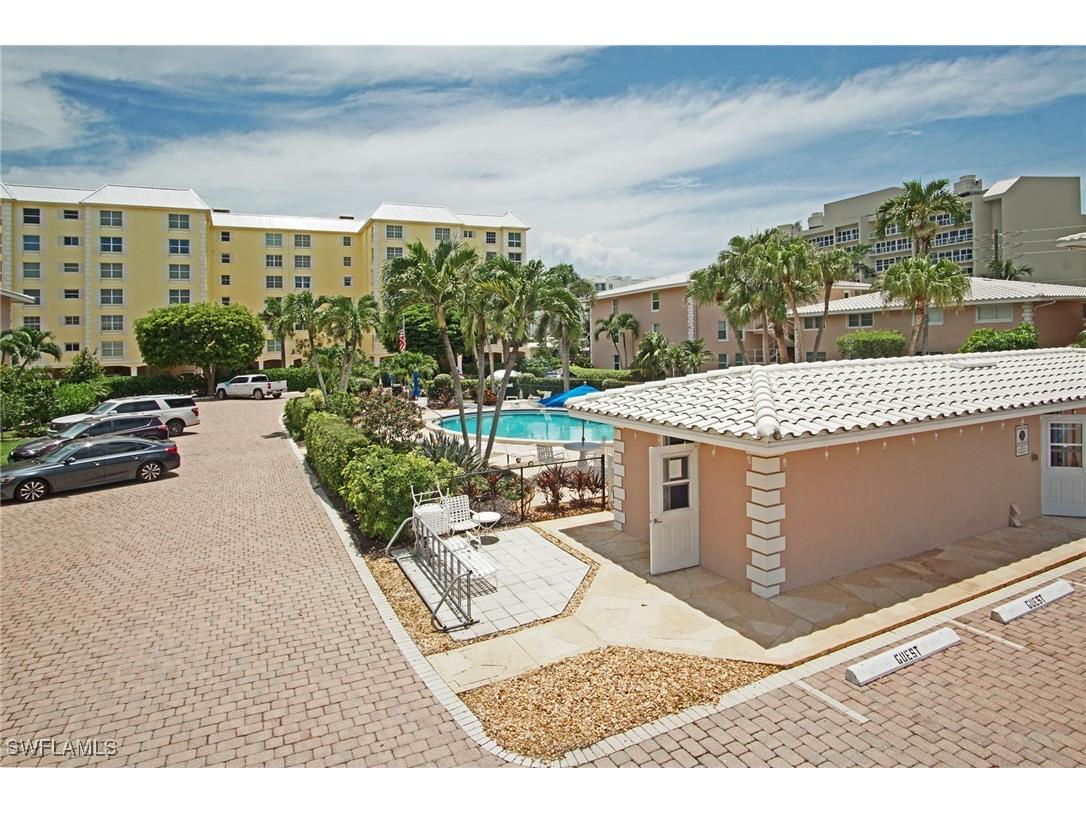 1910 Gulf Shore Boulevard N #102 Naples FL 34102 225064654 image14