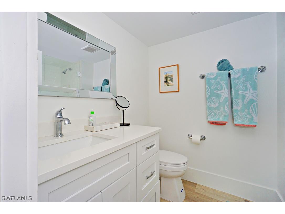 1910 Gulf Shore Boulevard N #102 Naples FL 34102 226011552 image11