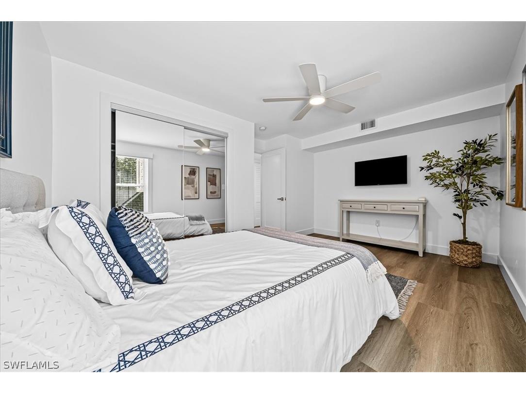 1910 Gulf Shore Boulevard N #107 Naples FL 34102 226006199 image18
