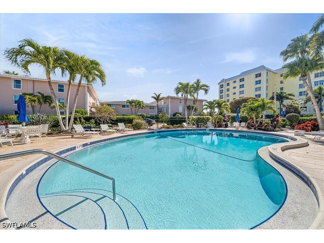 1910 Gulf Shore Boulevard N #107 Naples FL 34102 226017087 image28