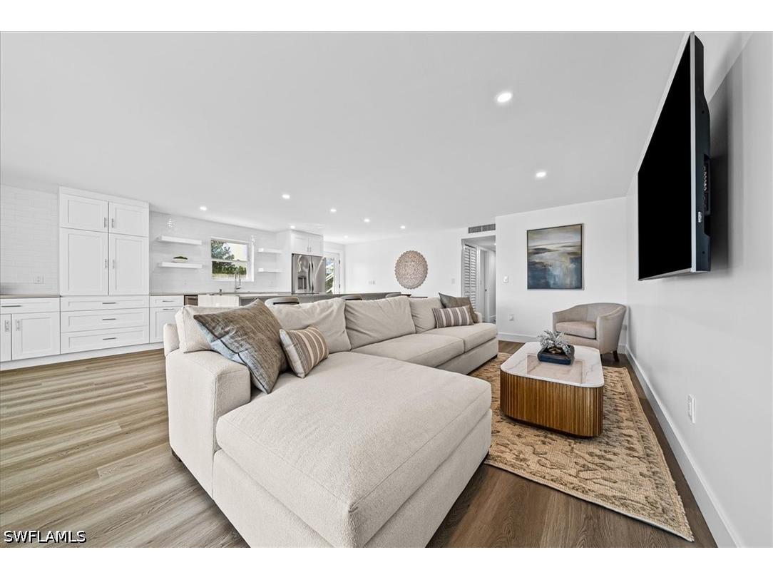 1910 Gulf Shore Boulevard N #107 Naples FL 34102 226017087 image8