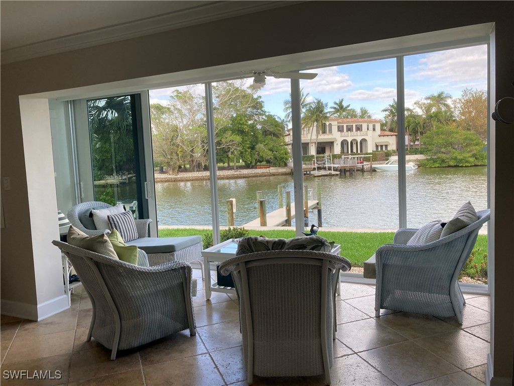 1910 Gulf Shore Boulevard N #112 Naples FL 34102 225084242 image3