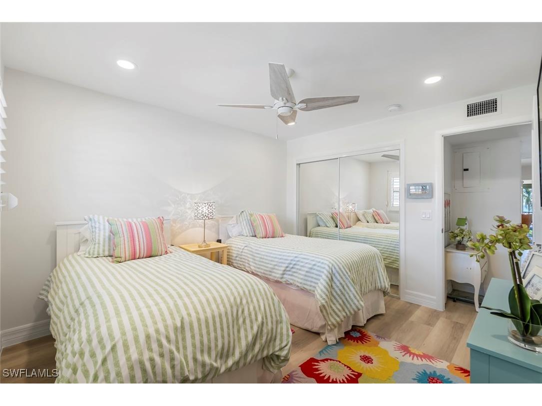 1910 Gulf Shore Boulevard N #204 Naples FL 34102 225049033 image19