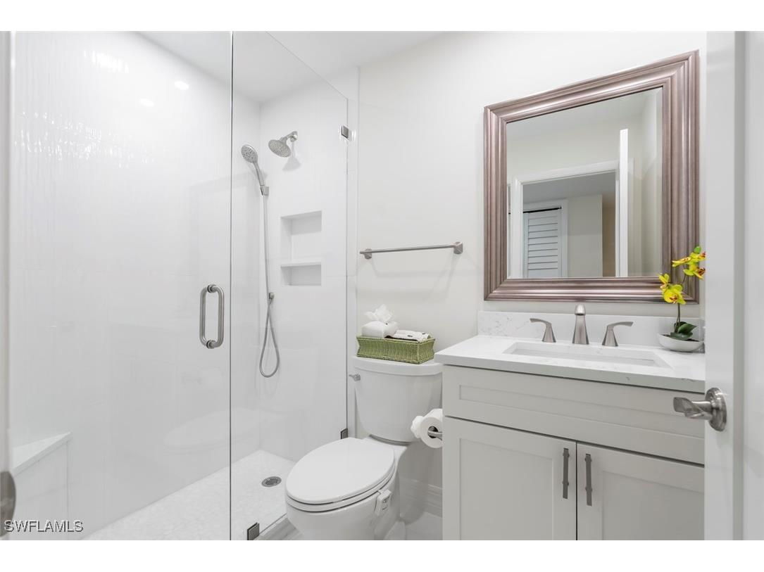 1910 Gulf Shore Boulevard N #204 Naples FL 34102 225049033 image20