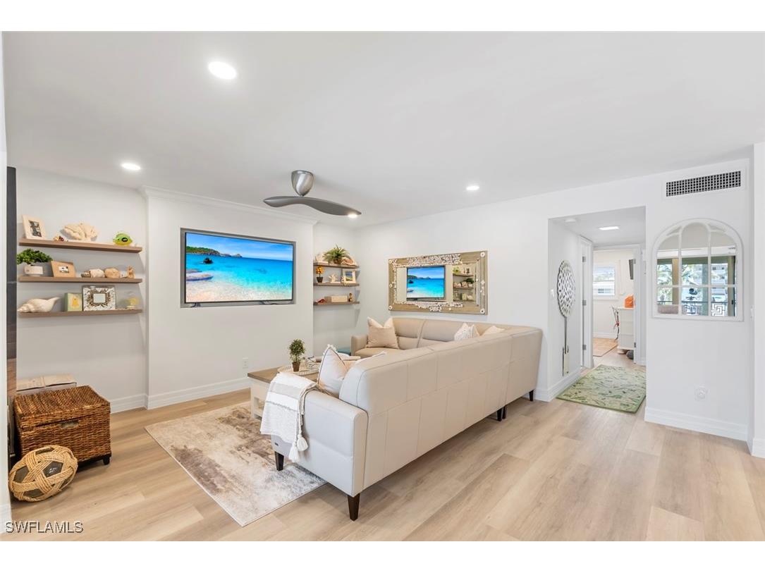 1910 Gulf Shore Boulevard N #204 Naples FL 34102 225049033 image8