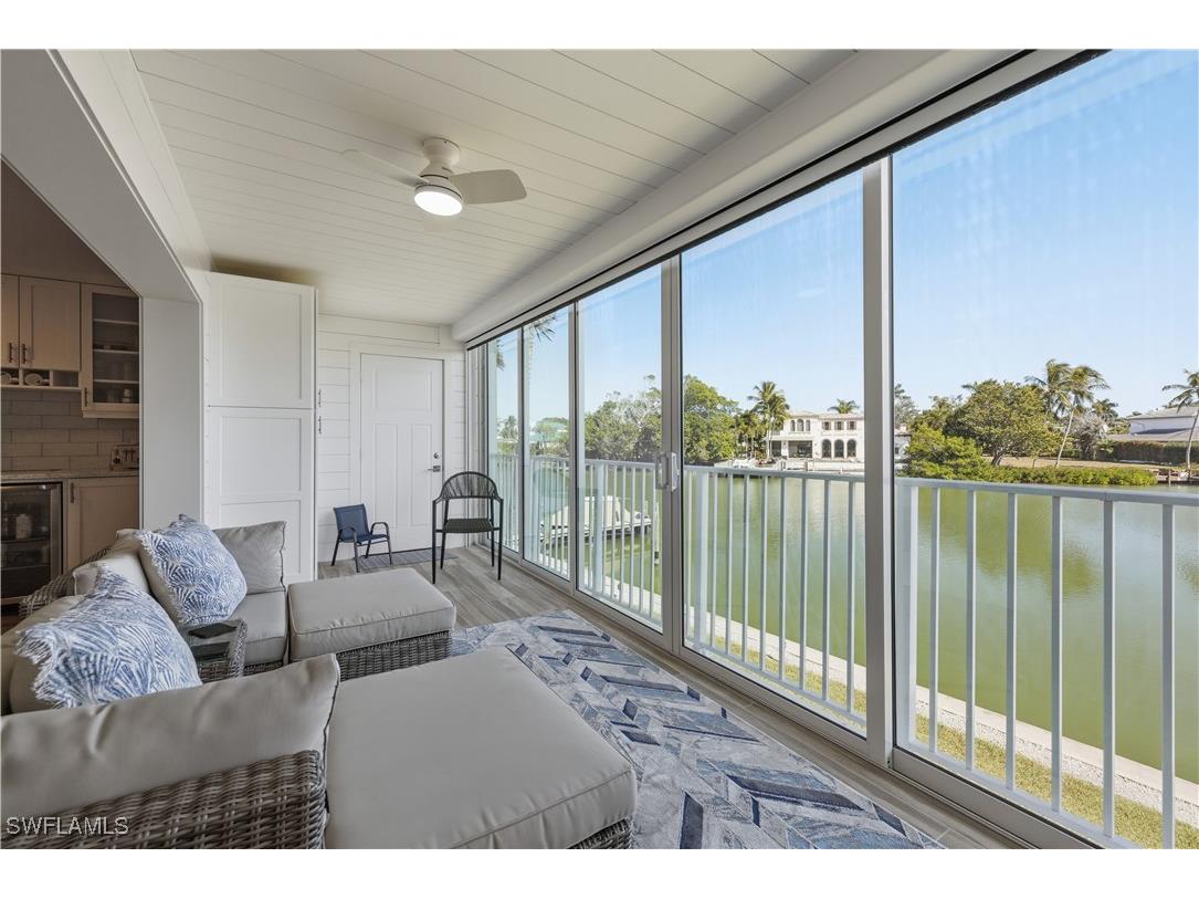 1910 Gulf Shore Boulevard N #208 Naples FL 34102 225080750 image1