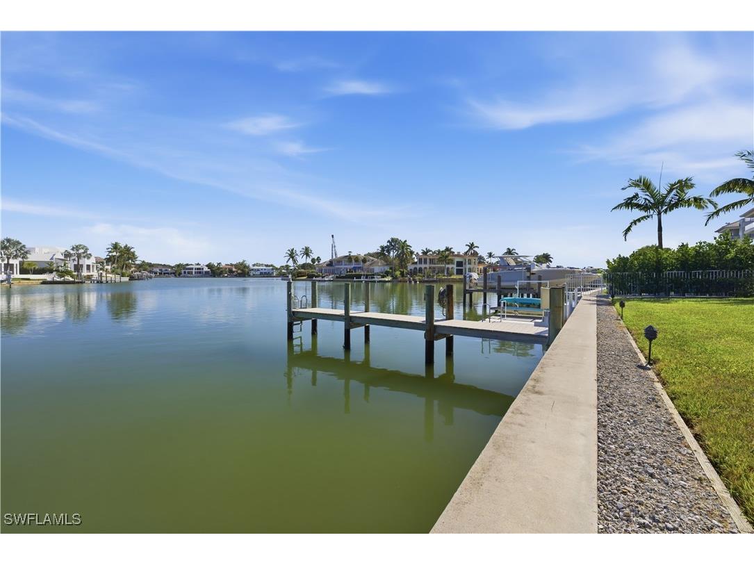 1910 Gulf Shore Boulevard N #208 Naples FL 34102 225080750 image22