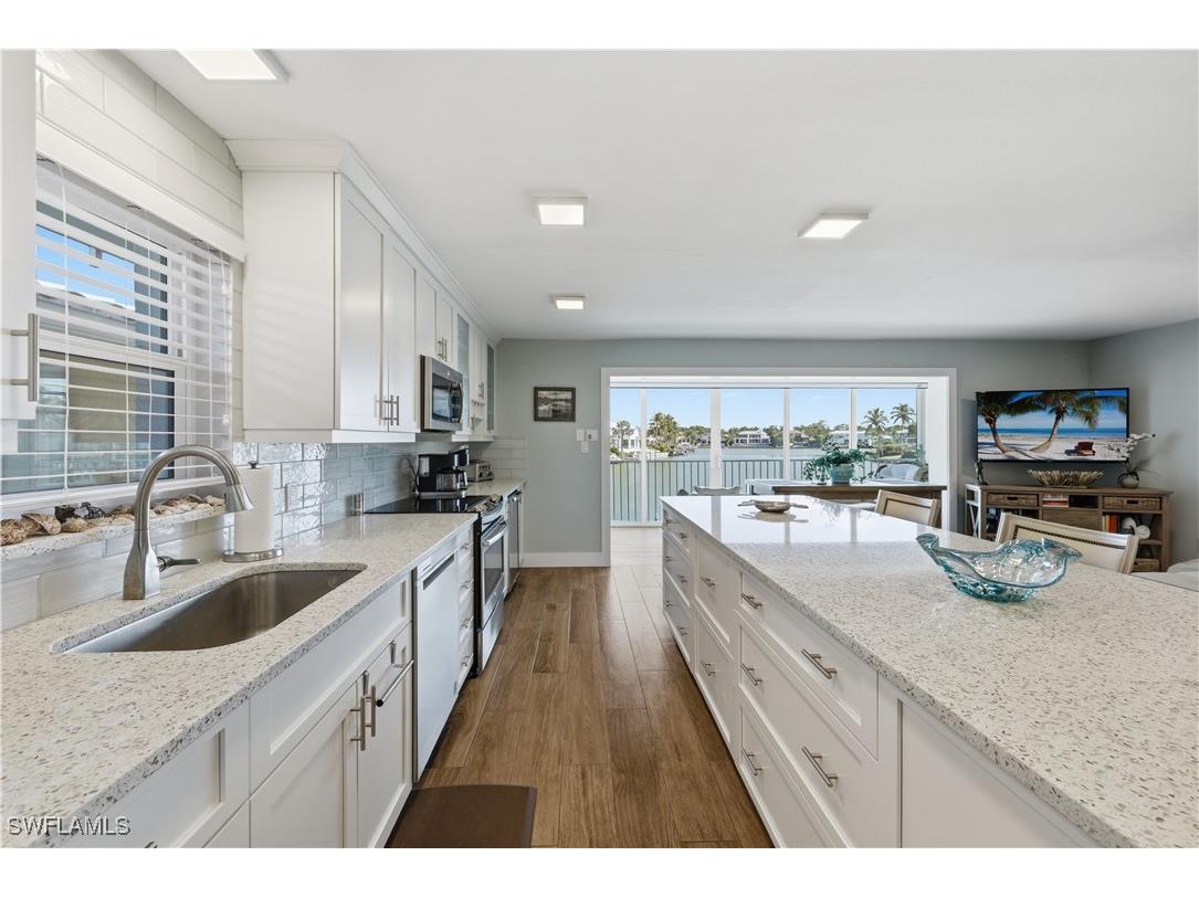 1910 Gulf Shore Boulevard N #208 Naples FL 34102 225080750 image5