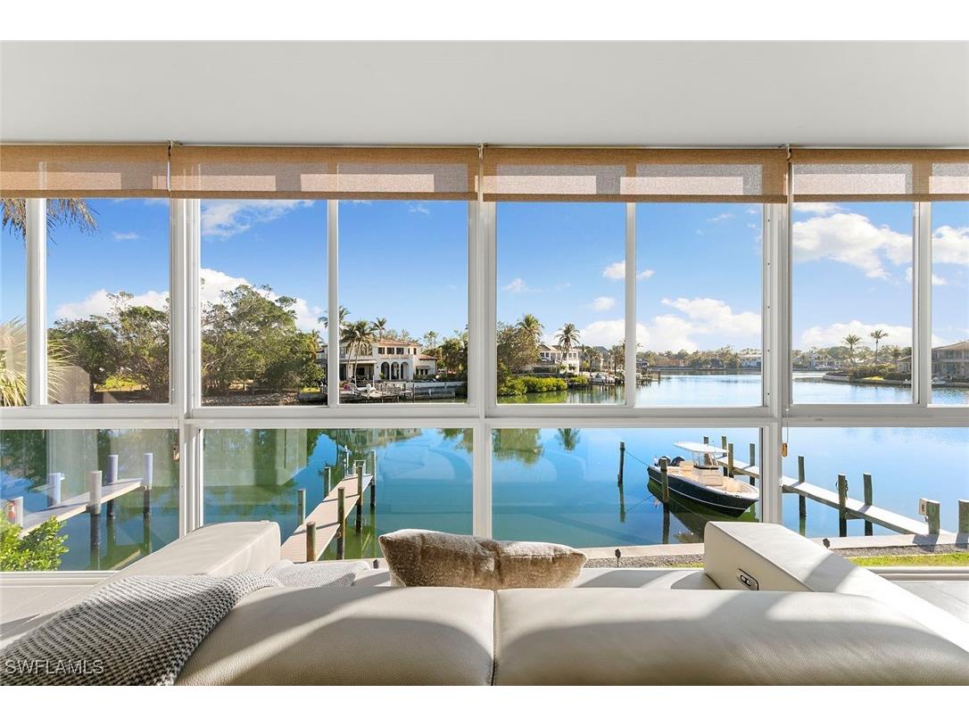 1910 Gulf Shore Boulevard N #212 Naples FL 34102 225009622 image1