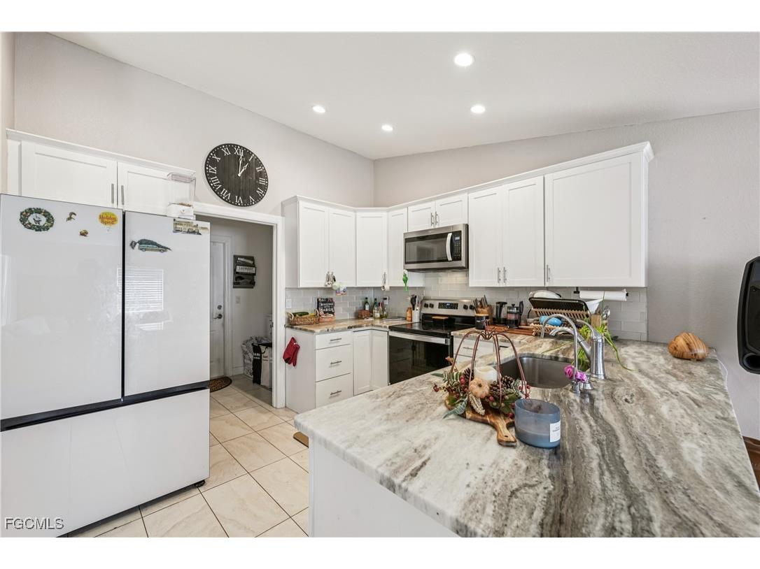 1910 Lorna Avenue Lehigh Acres FL 33972 2025021358 image11