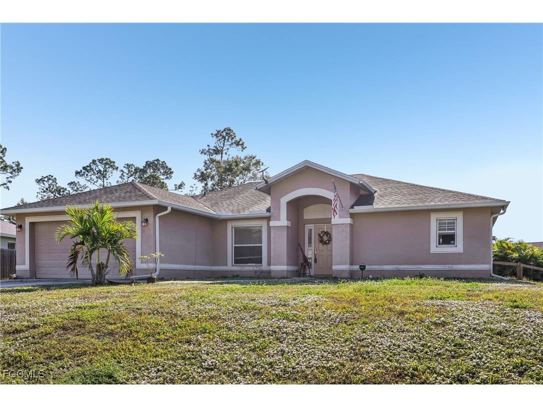 1910 Lorna Avenue Lehigh Acres FL 33972 2025021358 image2