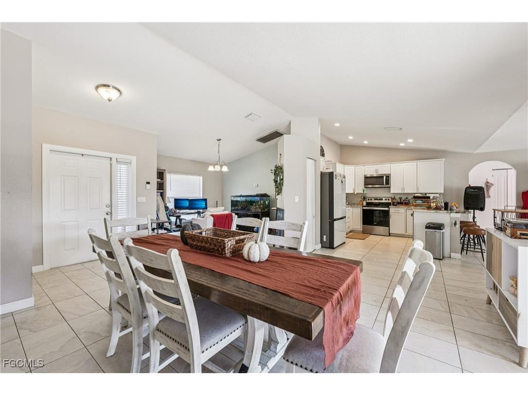 1910 Lorna Avenue Lehigh Acres FL 33972 2025021358 image8