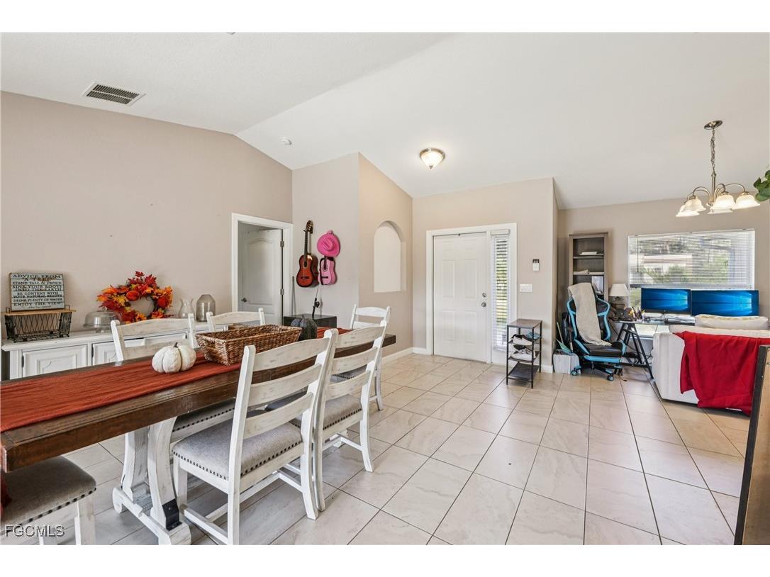 1910 Lorna Avenue Lehigh Acres FL 33972 2025021358 image9