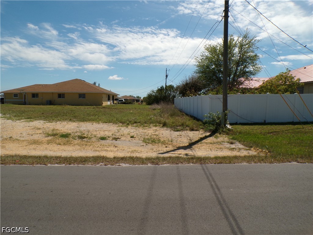 1910 NE 8th Place Cape Coral FL 33909 2026014531 image10