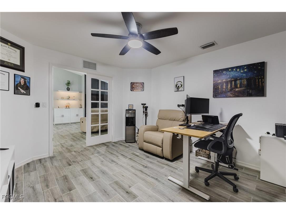 1910 NW 14th Terrace Cape Coral FL 33993 2026000704 image17