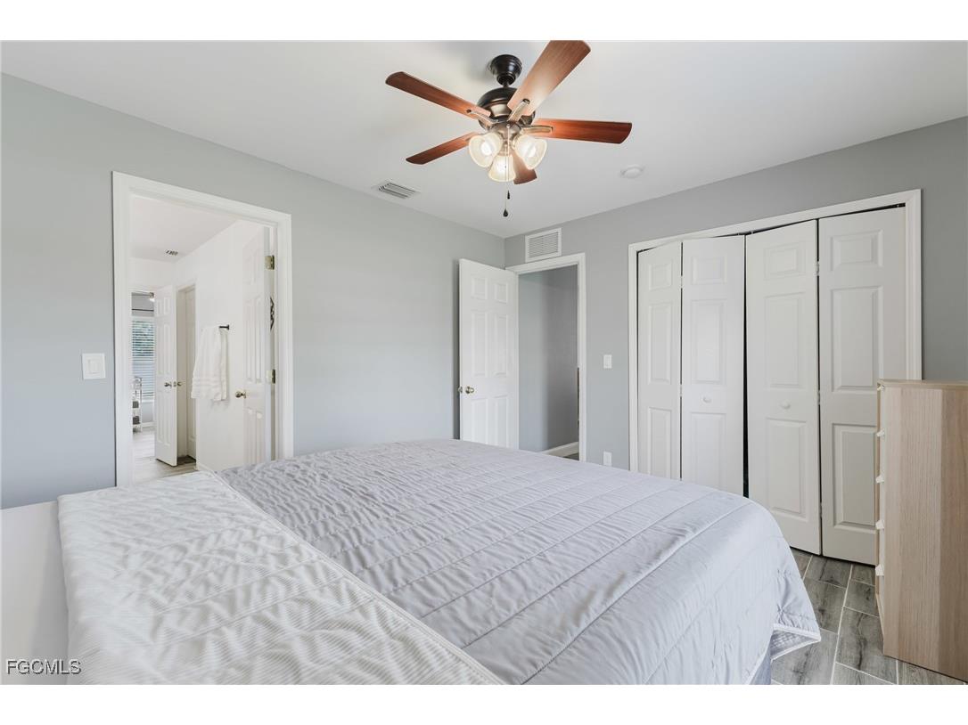 1910 NW 14th Terrace Cape Coral FL 33993 2026000704 image30