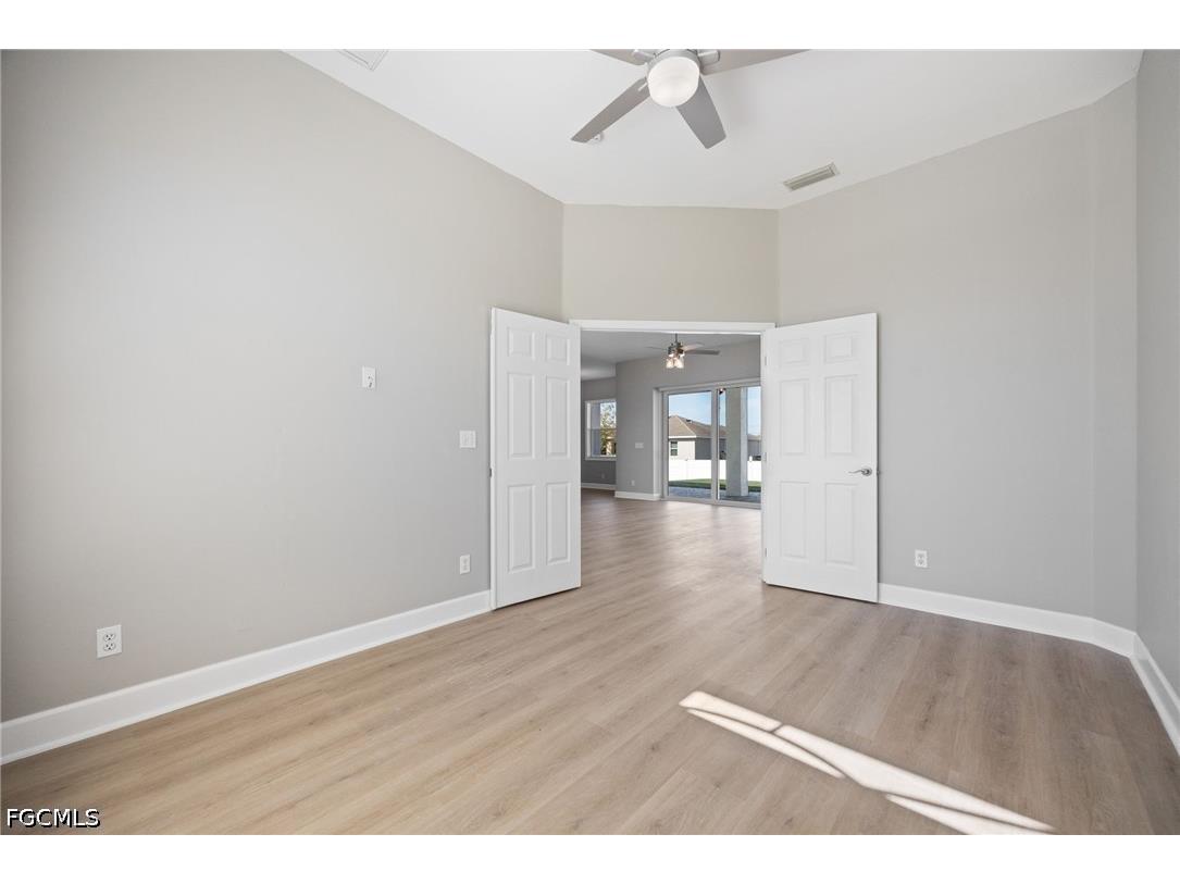 1910 NW 21st Place Cape Coral FL 33993 2026017413 image12
