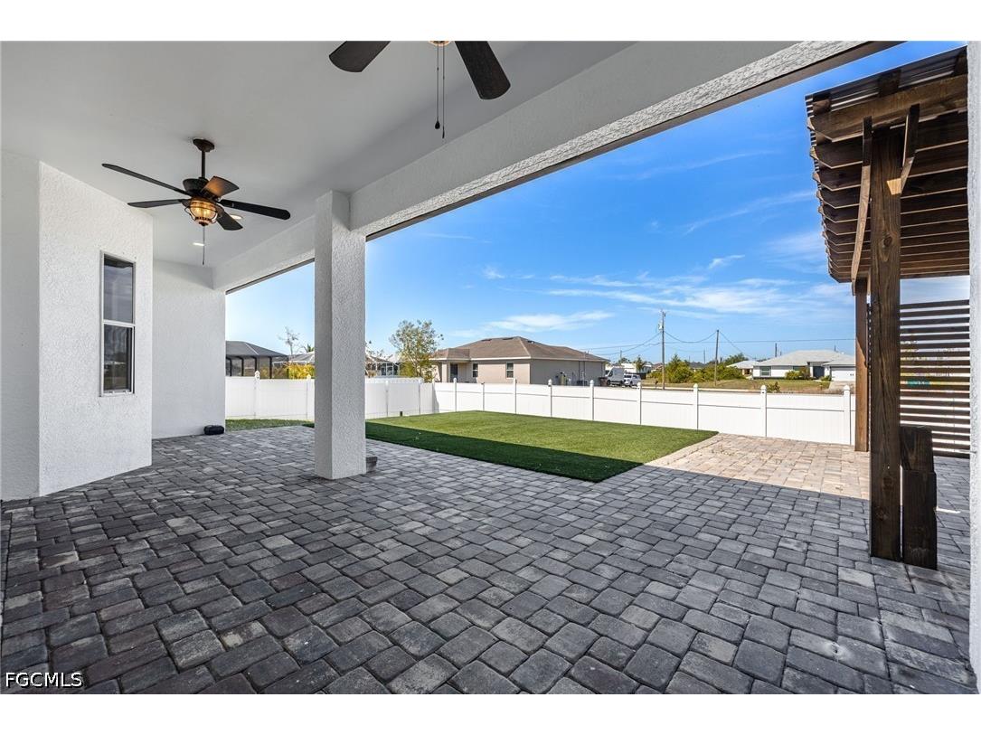 1910 NW 21st Place Cape Coral FL 33993 2026017413 image30