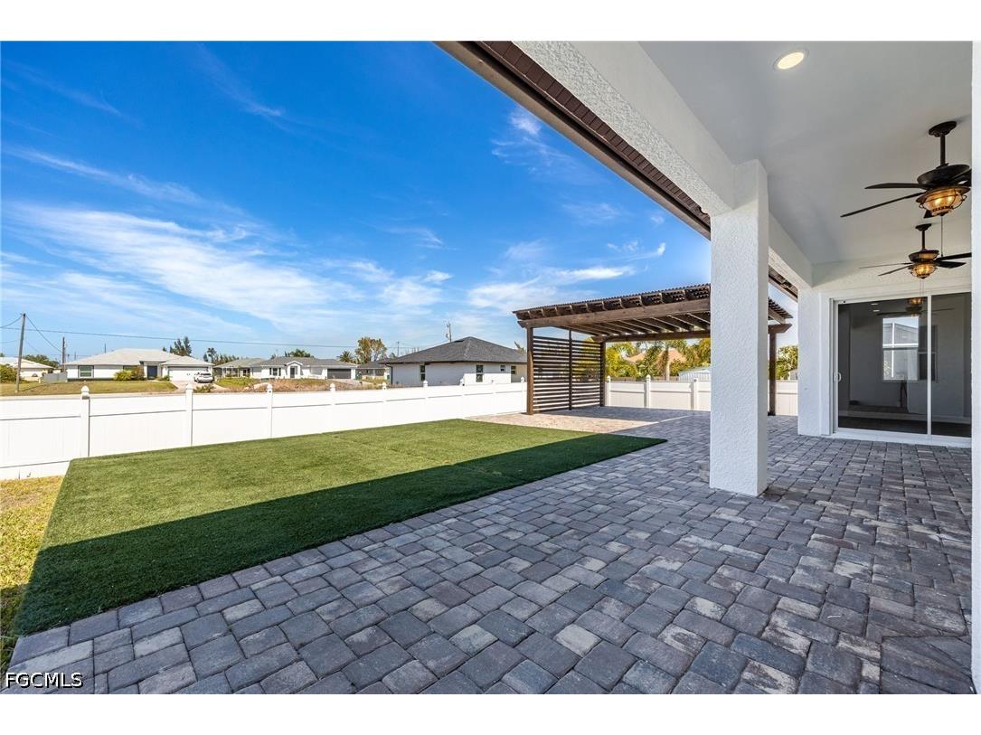 1910 NW 21st Place Cape Coral FL 33993 2026017413 image31