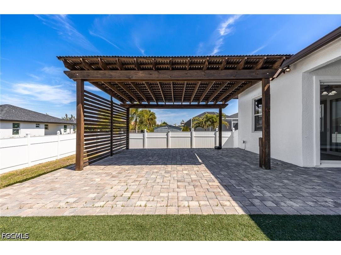 1910 NW 21st Place Cape Coral FL 33993 2026017413 image32