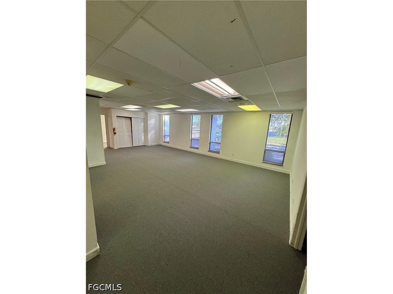 1910 Park Meadows Drive #101 Fort Myers FL 33907 2026018609 image3