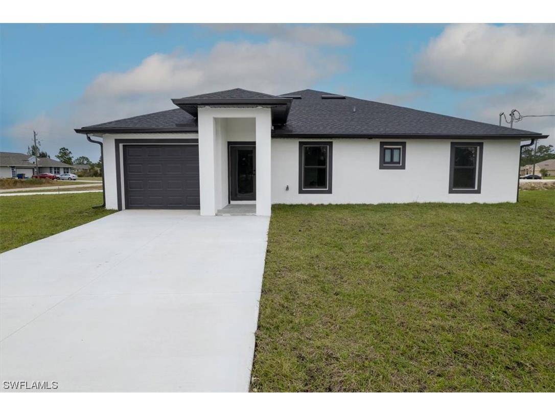 1910 Richmond Avenue N Lehigh Acres FL 33972 224003908 image1