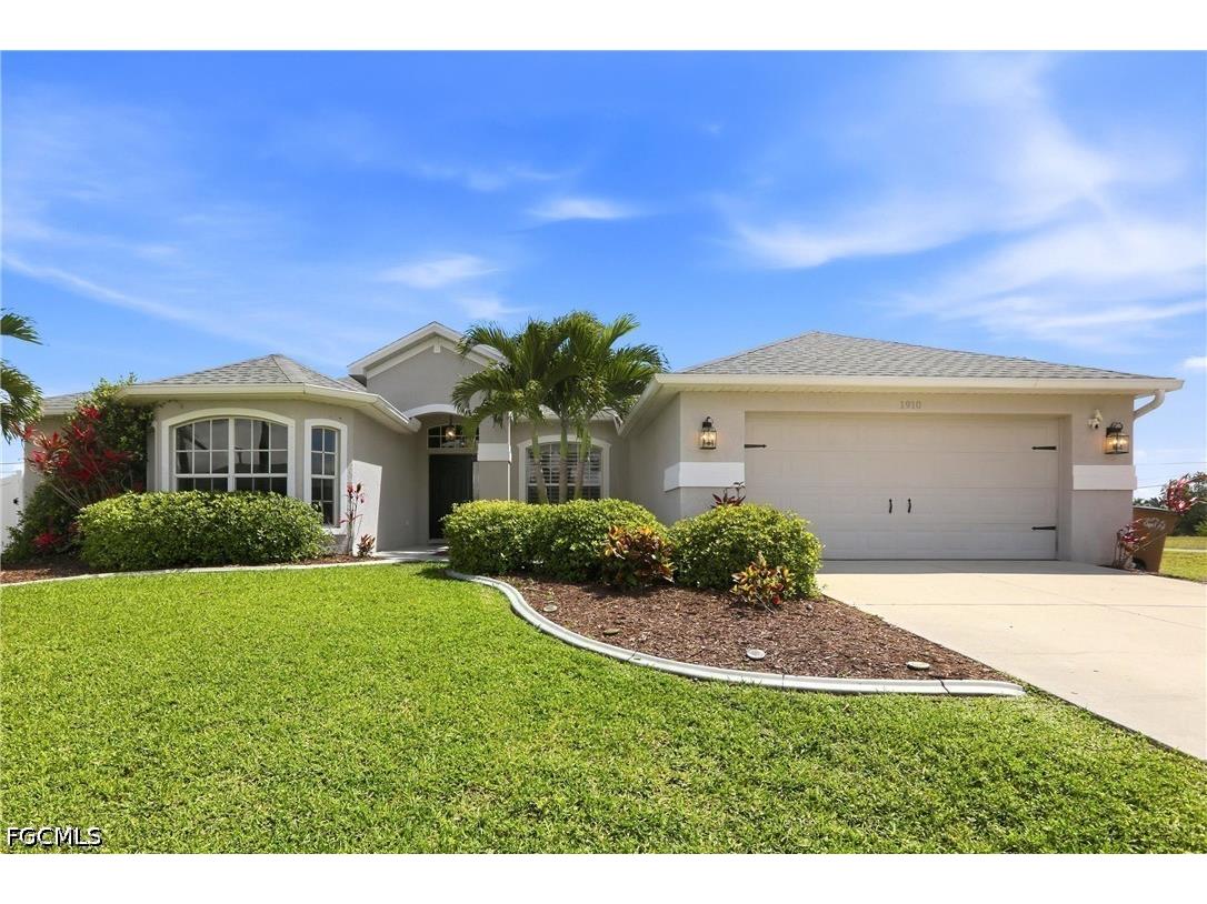 1910 SW 39th Street Cape Coral FL 33914 2026016703 image2