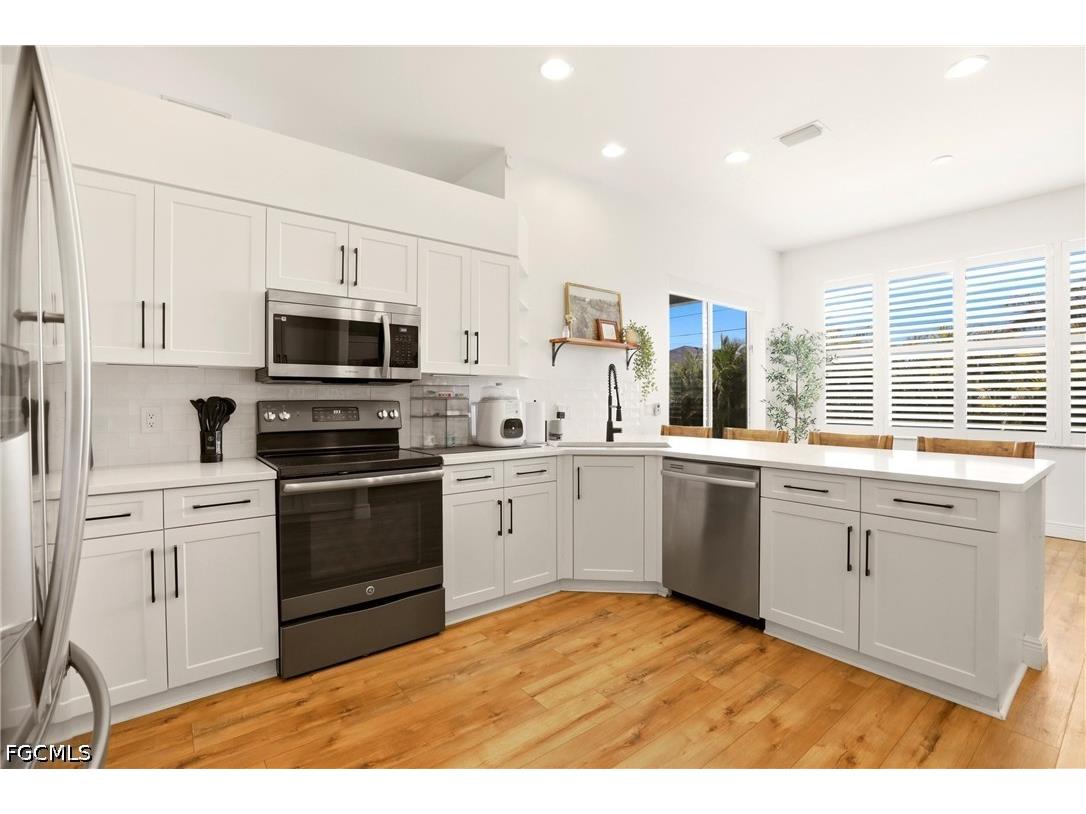 1910 SW 39th Street Cape Coral FL 33914 2026016703 image9