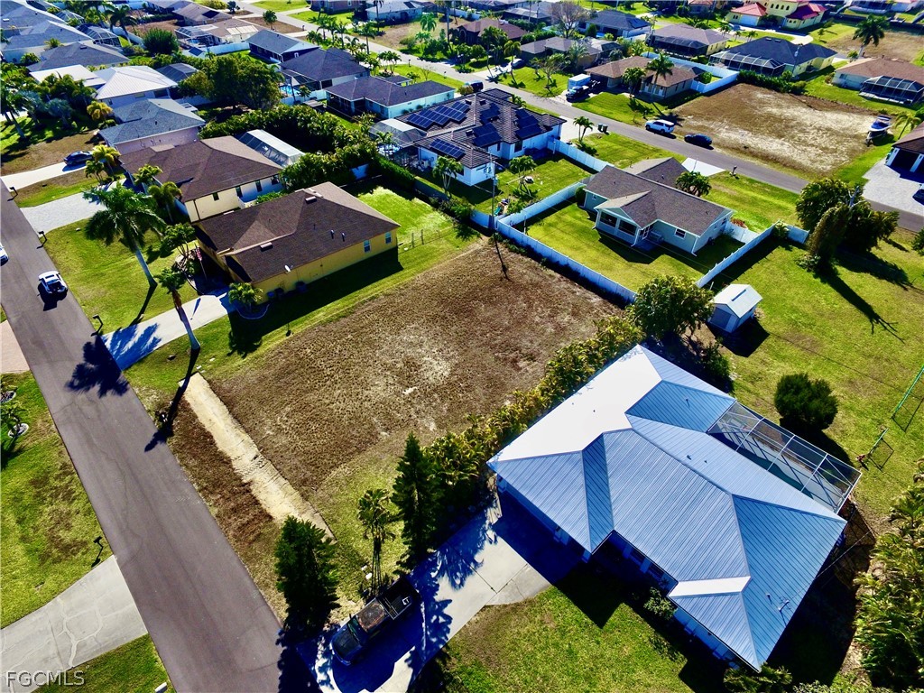 1910 SW 39th Terrace Cape Coral FL 33914 2026010438 image8