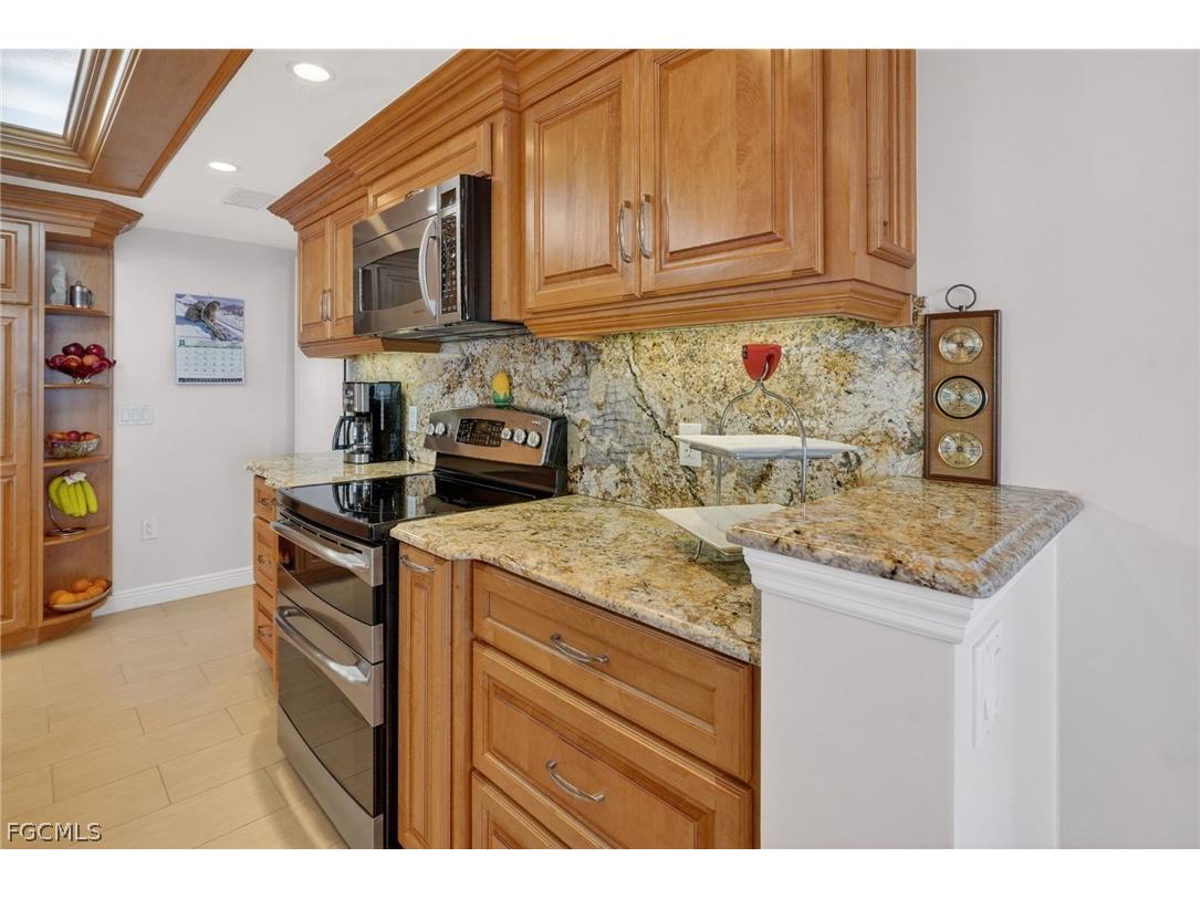 1910 Virginia Avenue #1103 Fort Myers FL 33901 2026006436 image17