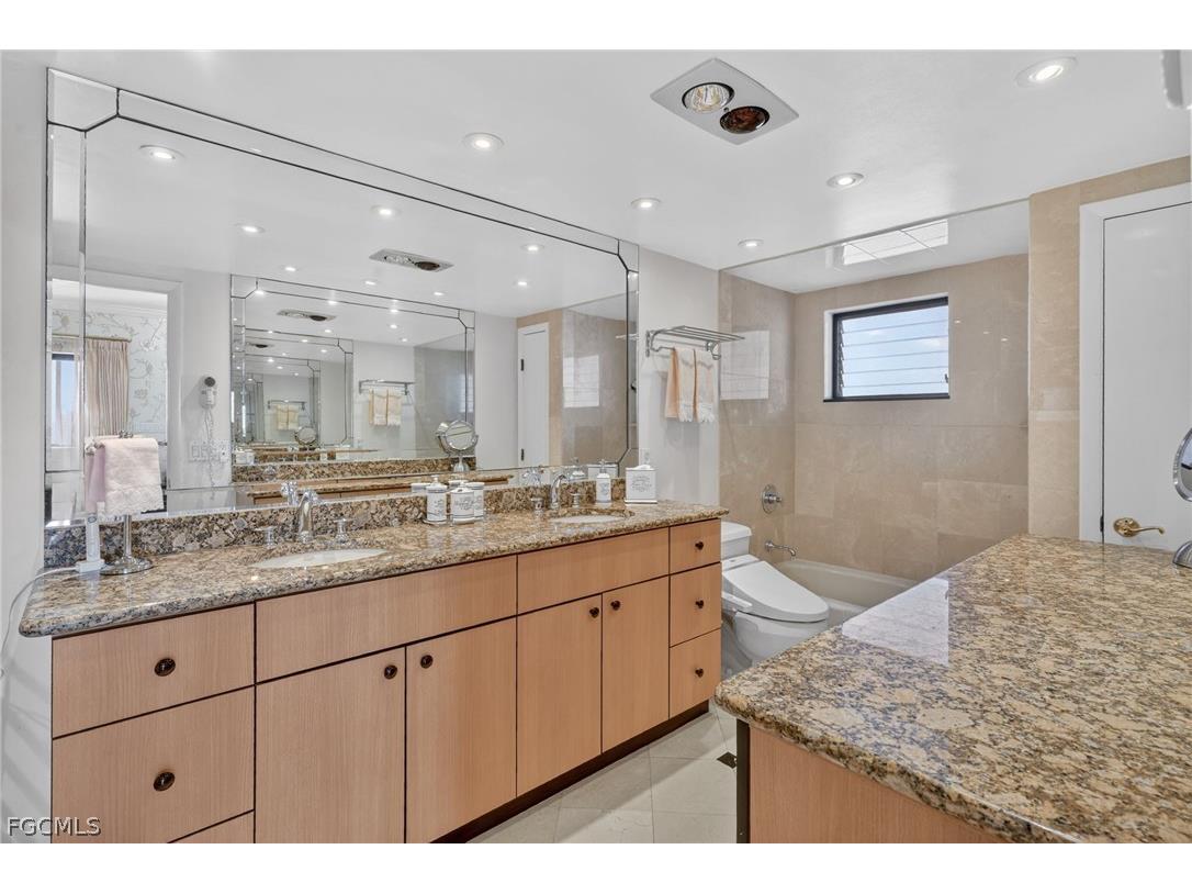 1910 Virginia Avenue #1103 Fort Myers FL 33901 2026006436 image25