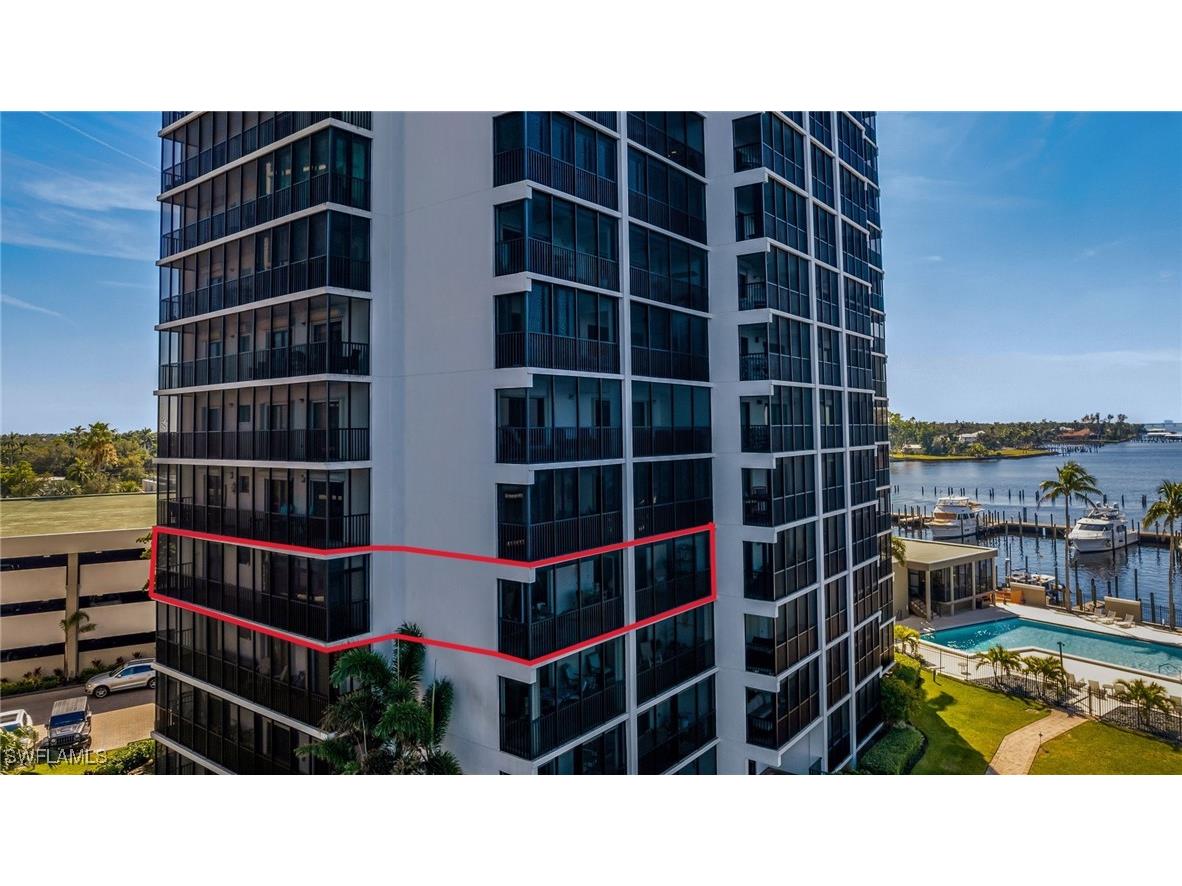 1910 Virginia Avenue #403 Fort Myers FL 33901 225009146 image3