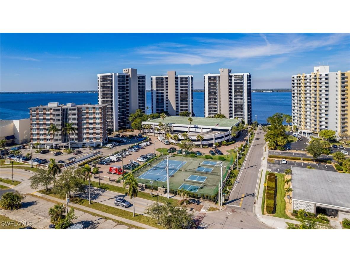 1910 Virginia Avenue #403 Fort Myers FL 33901 225009146 image40