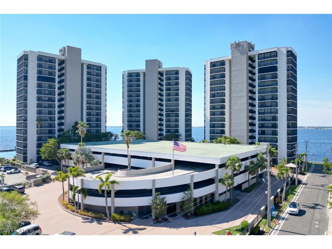 1910 Virginia Avenue #803 Fort Myers FL 33901 223017344 image1