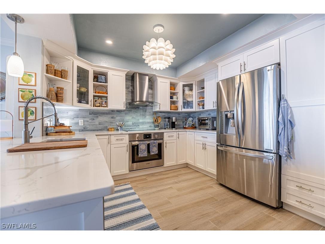 1910 Virginia Avenue #902 Fort Myers FL 33901 223008698 image1