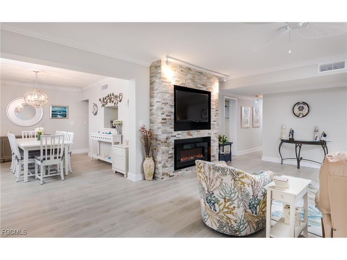 1910 Virginia Avenue #903 Fort Myers FL 33901 2026002706 image10