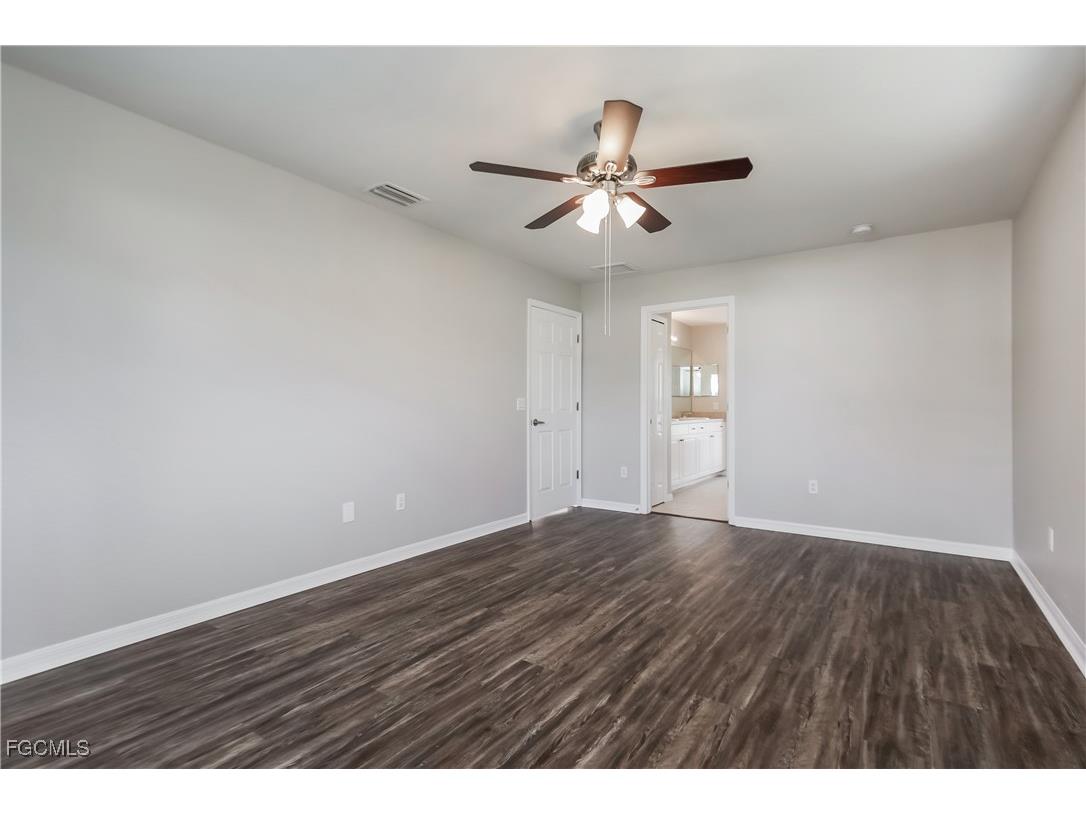 1910 Wanda Avenue N Lehigh Acres FL 33971 2025011847 image11