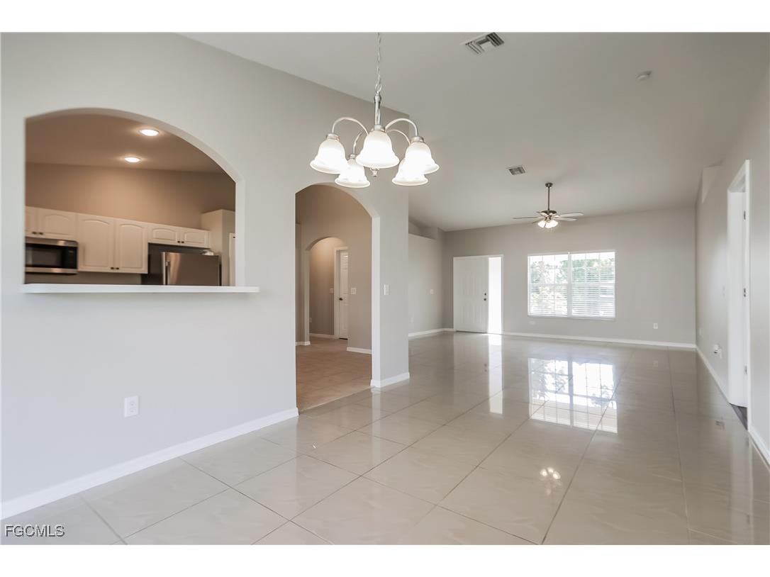 1910 Wanda Avenue N Lehigh Acres FL 33971 2025011847 image4