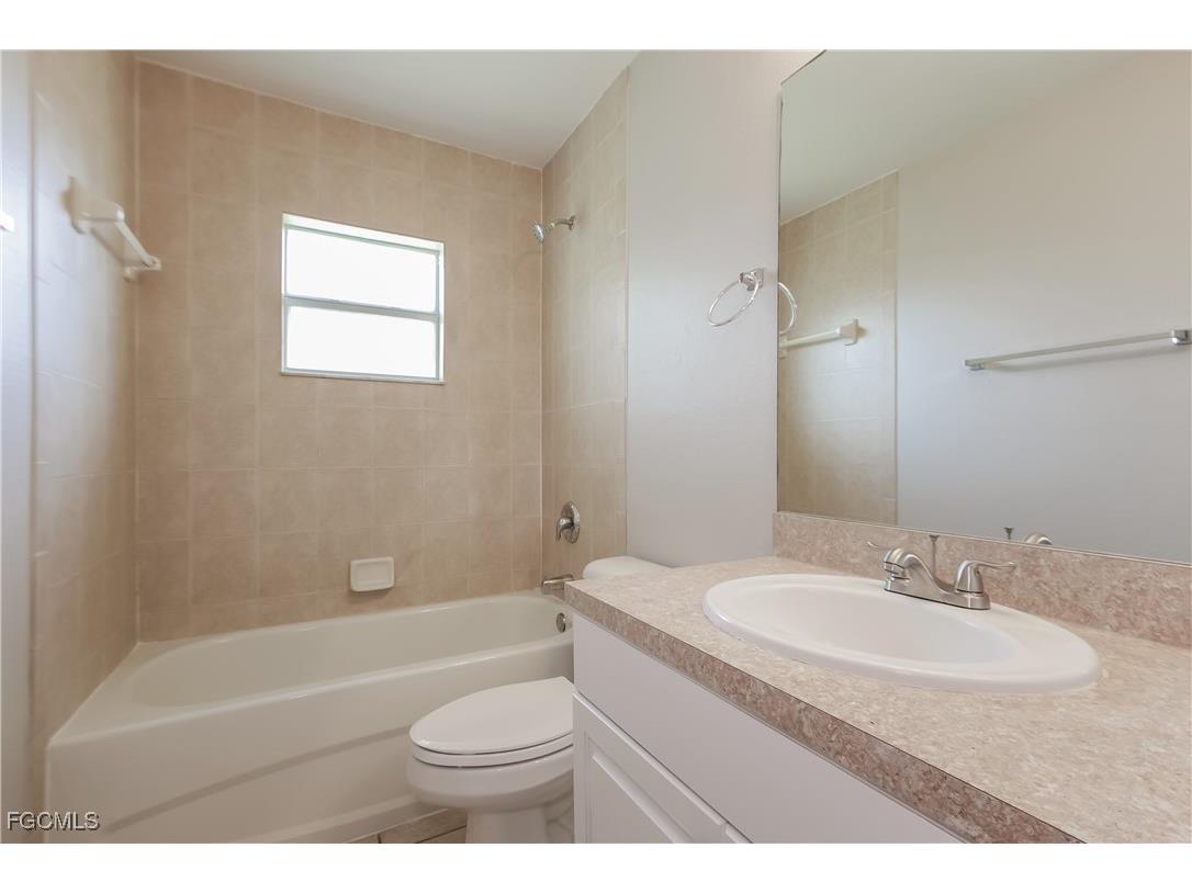 1910 Wanda Avenue N Lehigh Acres FL 33971 2025011847 image7