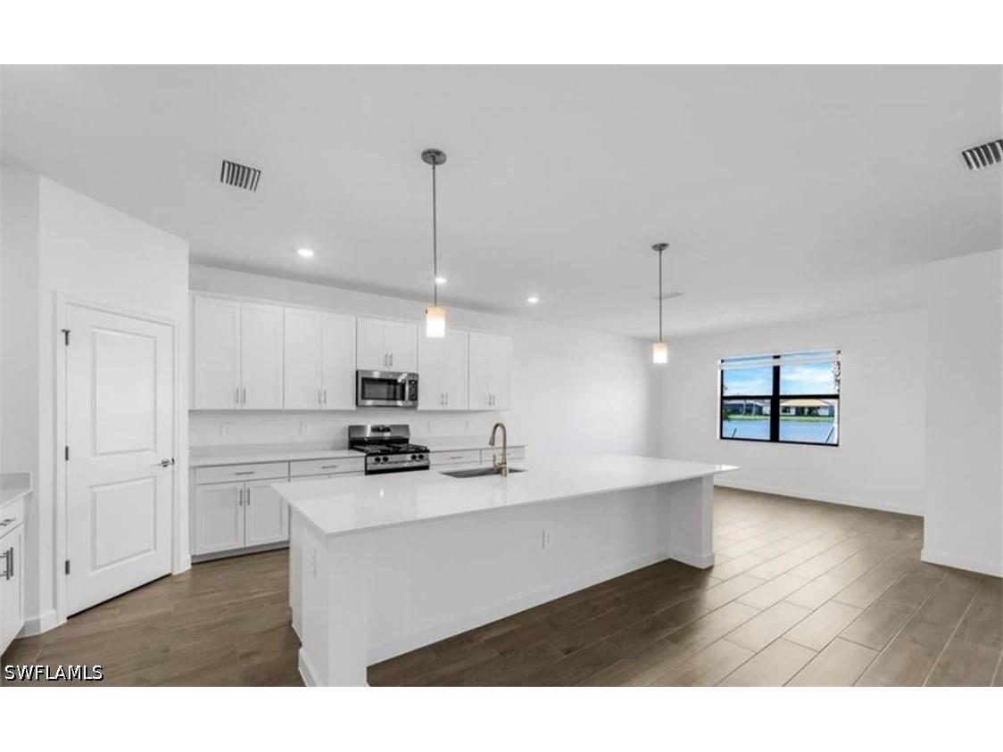 19100 Hanley Boulevard Estero FL 33928 226016682 image5