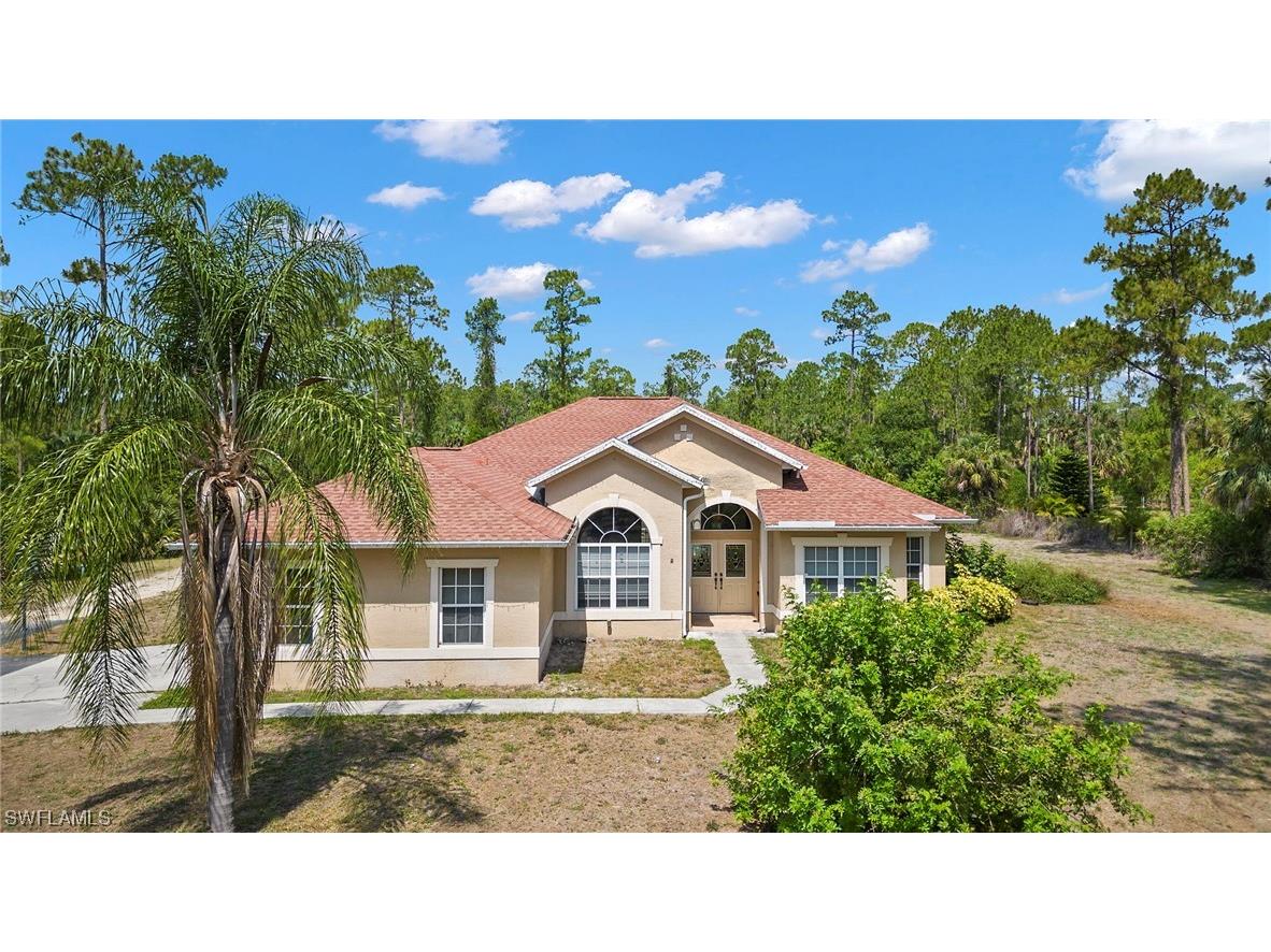 1911 16th Street NE Naples FL 34120 223038908 image1