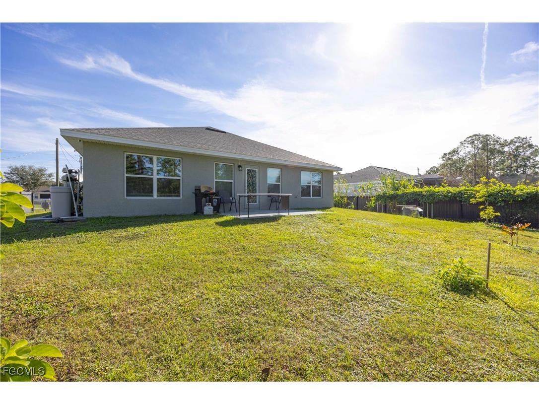 1911 Lemona Avenue Lehigh Acres FL 33972 2025022327 image13